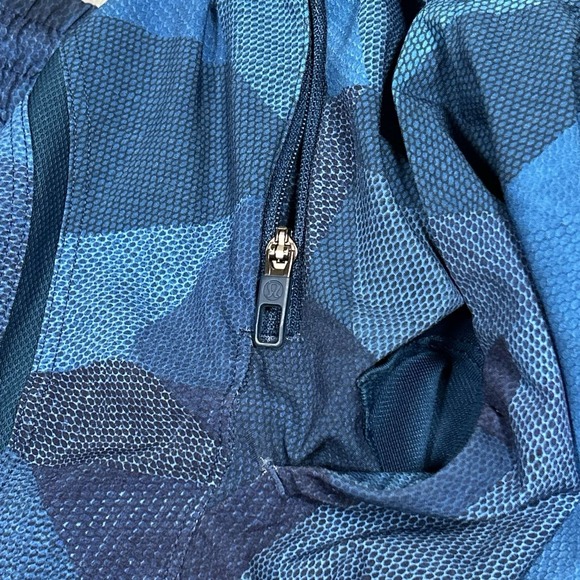 Lululemon Pace Breaker Shorts Mens Medium Blue Camo Unlined Athletic Performance - Picture 13 of 15